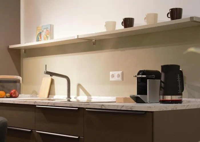 Daire Business & Family